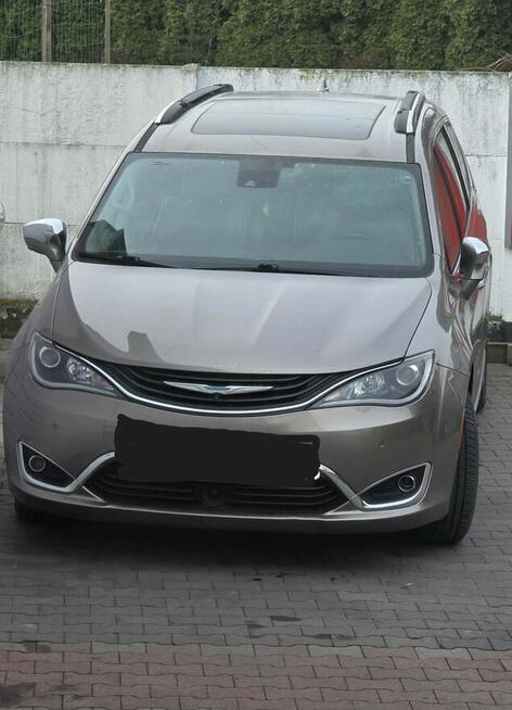 CHRYSLER PACIFICA Hybryda Plug In - dach panoramiczny