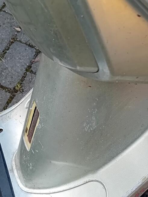 skuter uszkodzony brak kluczyka i bateria do wymiany