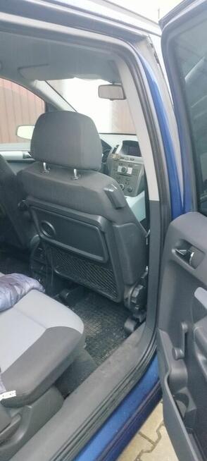 Opel zefira do sprzedania 150 kont z 2006 r.