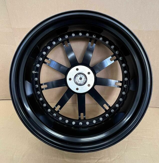 AVUS AF901 3tlg Chevrolet Camaro VI FL BMW 10Jx22 ET40 5x120