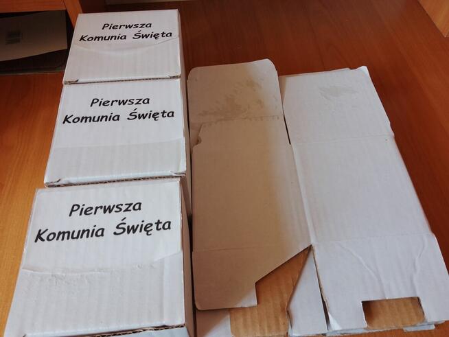Karton fasonowy jednostronnie biały 11x11x11
