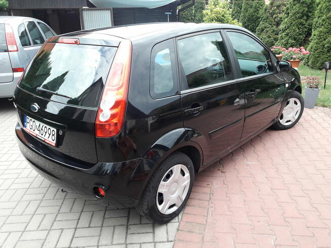 Ford Fiesta 1.3 Klima, grzana szyba przód, 2008r