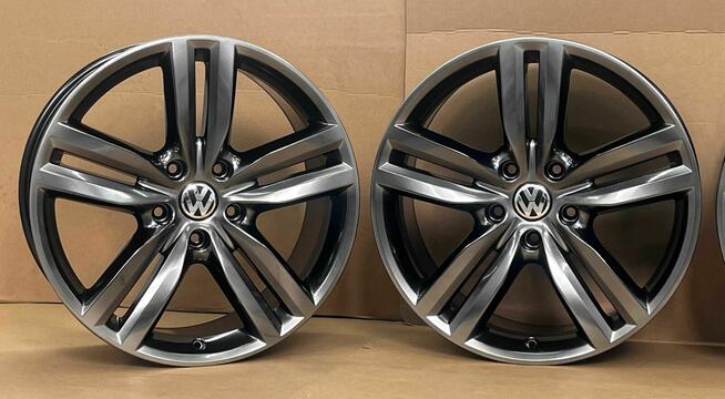VW Touareg gen. I, II, II FL 9Jx20 ET57 5x130 7P6601025E