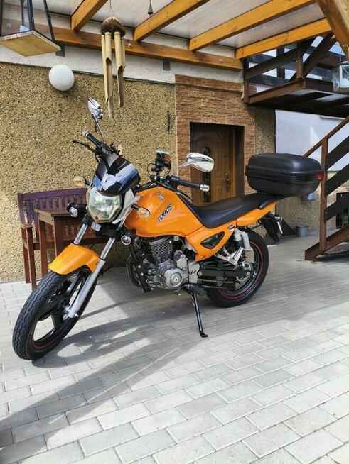 Motor Junak Zipp Toros 125