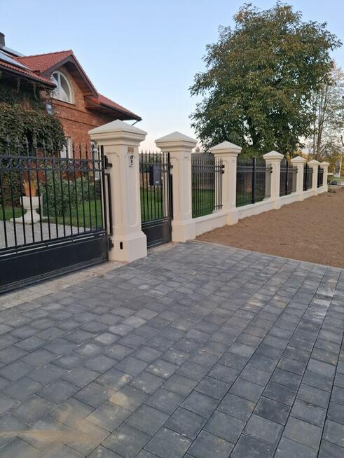 Ogrodzenia w Stylu Dworkowym , Ogrodzenia Betonowe ,Słupy