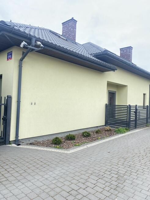 Wynajmę dom w Markach, przy głównej ulicy, parking
