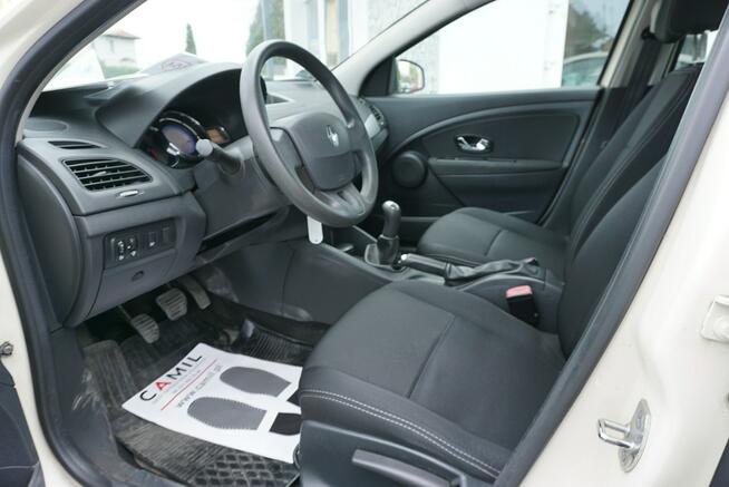 Renault Fluence polski salon