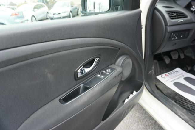 Renault Fluence polski salon