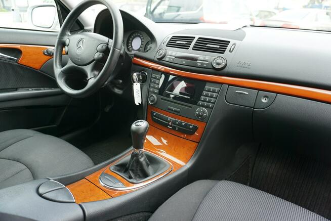 Mercedes E 200 zarejestrowany, ubezpieczony