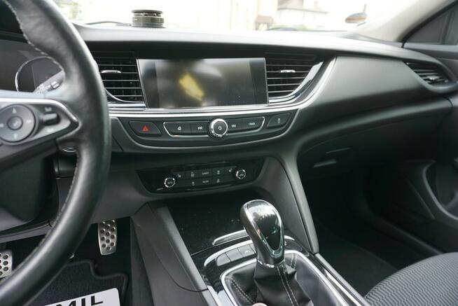 Opel Insignia Sports Tourer zarejestrowany, ubezpieczony, I rej. 29 grudzień 2017 r.