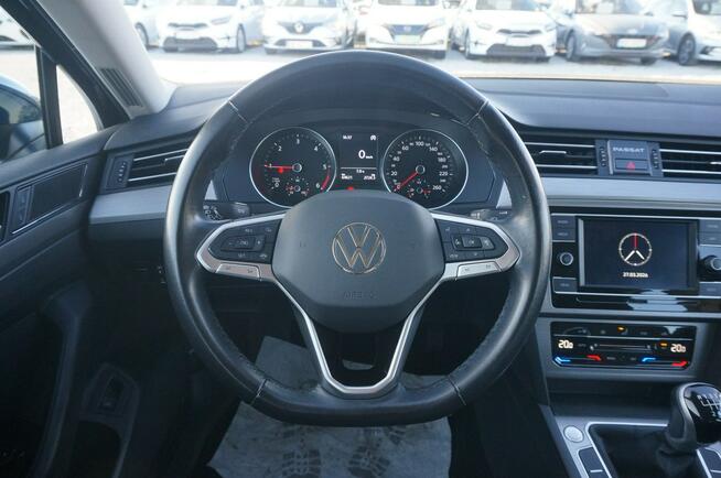 Volkswagen Passat Variant 2.0 TDI/150 KM Evo Essence Salon PL Fvat 23% PO6WY27