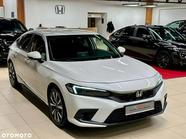 Honda Civic Elegance 2.0 (184 KM) e:HEV e:CVT (100)