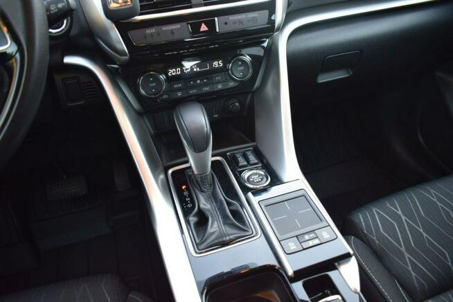 Mitsubishi Eclipse Cross 1.5T 163KM 4WD * biała perła *