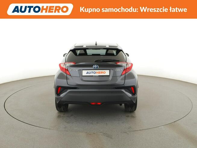 Toyota C-HR navi kamera grzane fotele ACC LED