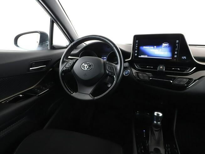 Toyota C-HR navi kamera grzane fotele ACC LED