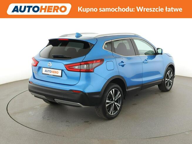 Nissan Qashqai automat panorama navi klima auto kamera i czujniki parkowania
