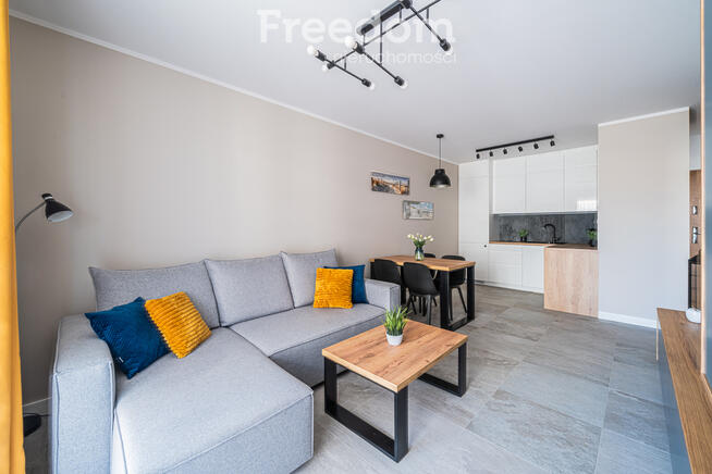 Nowe budownictwo, 2 pokoje w centrum,garaż,komórka