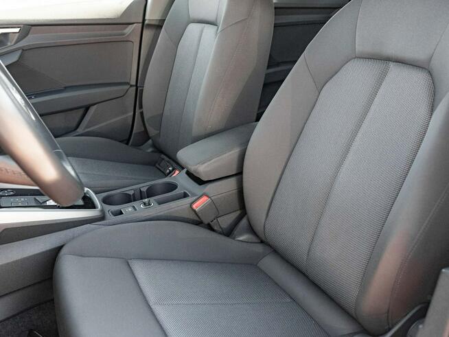 Audi A3 DW4VK71# 30 TDI S Tronic Podgrz.f 2 stref klima Salon PL VAT23%