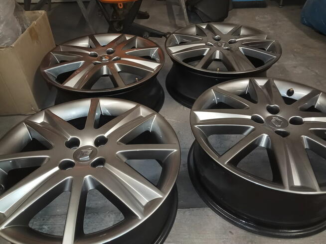 Felgi shadow chrome i inne