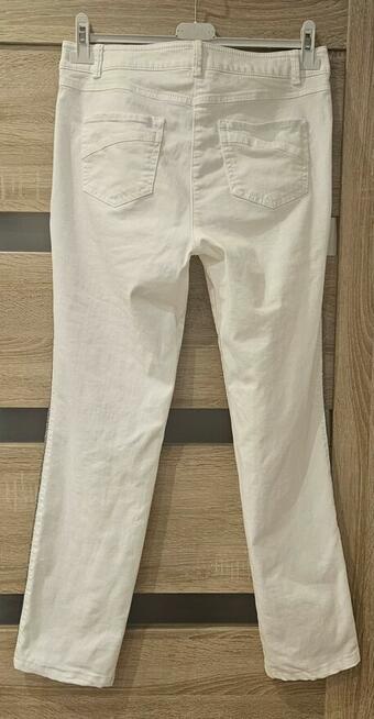 Spodnie firmy Gerry Weber.