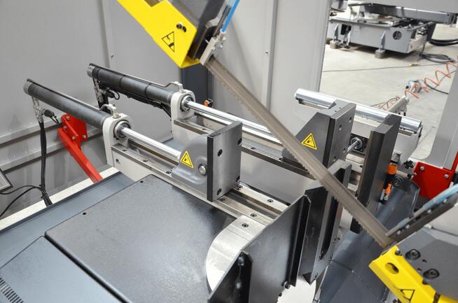 Przecinarka taśmowa do metalu BOMAR Workline 410.280 GANC -