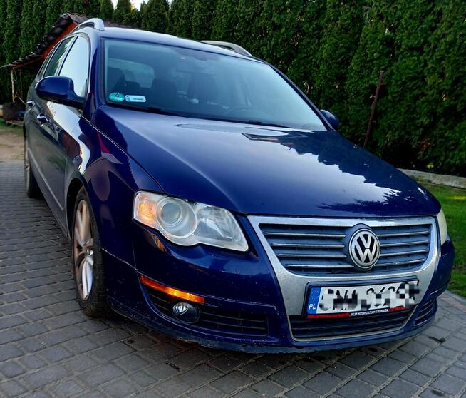 VOLKSWAGEN PASAT