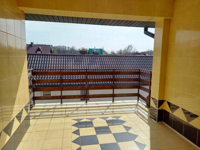 234m2 szeregowiec 5 pokoi, piwnica, garaż