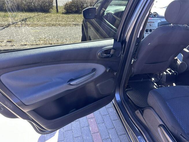 Ford Galaxy Niski przebieg, klimatyzacja, hak,7 miejsc, podgrzewane fotele i szyba