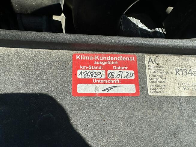 Volkswagen Sharan 7 miejsc, CLIMAtronic, hak, zadbany stan ,światła dzienne, isofix
