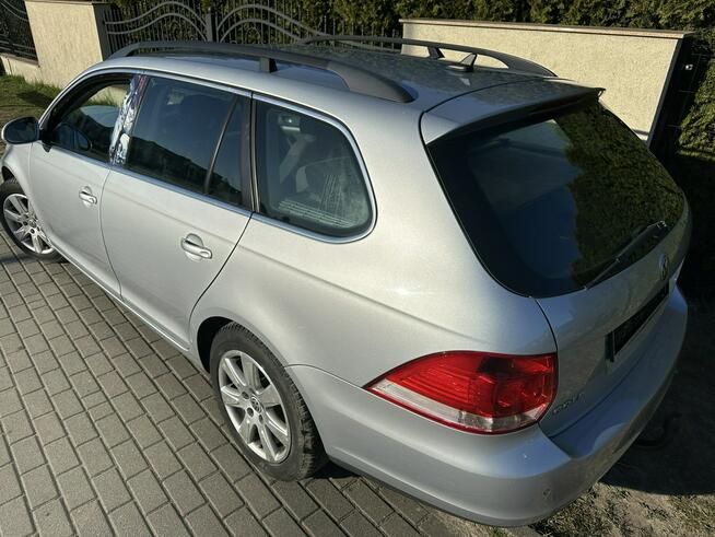 Volkswagen Golf 1,9 TDi,CLIMAtronic,nawigacja, podg. fotele, hak,parktronik, z Niemiec