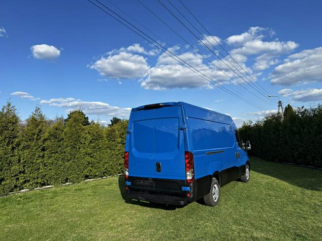 Iveco Daily 35S13 2,3 HPI 130KM Klima Tempomat Średni