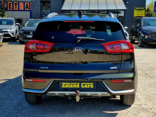 Kia Niro 1Wł Serwis LED Navi Kamera Parktronic ACC Climatronic Gwarancja