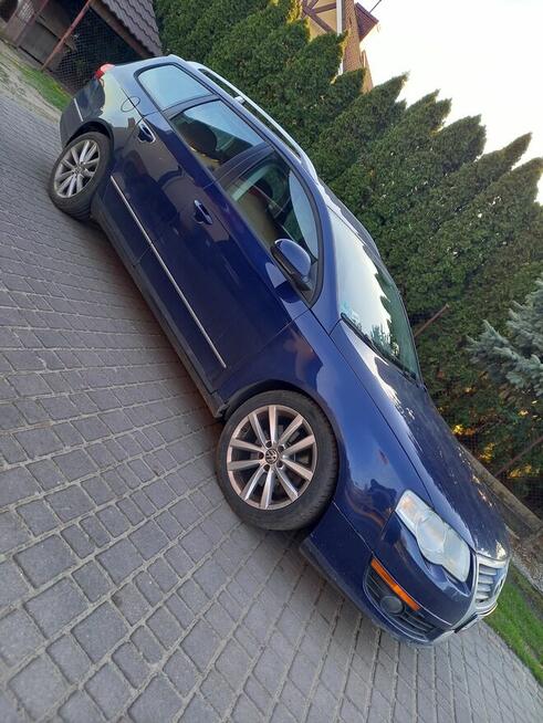 VOLKSWAGEN PASAT