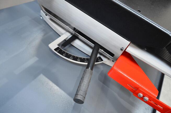 Przecinarka taśmowa do metalu BOMAR Workline 410.280 GANC -
