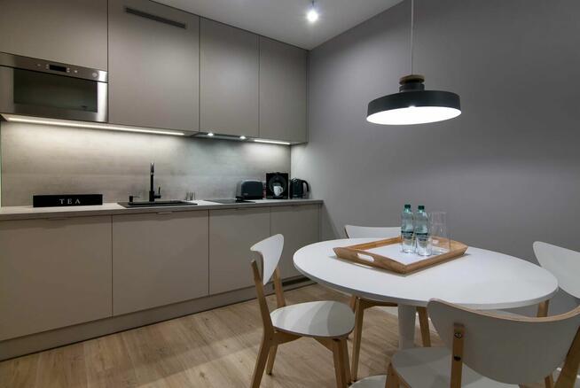 Dyskretne i czyste apartamenty | Praga Pólnoc | Doby/Godziny