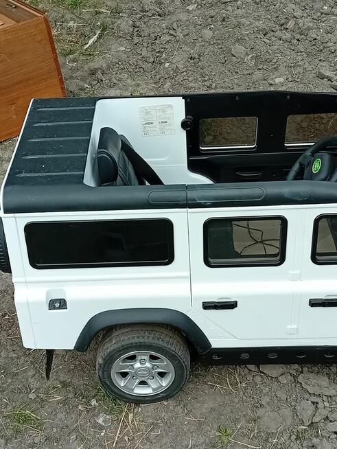 samochodzik Land Rover Chełm
