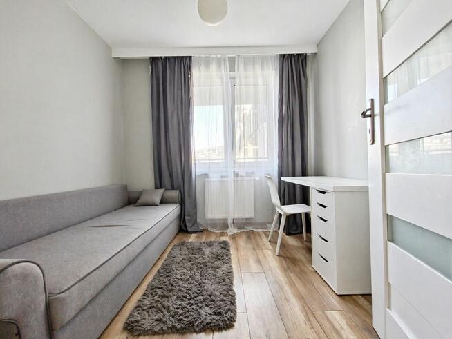 4 pokoje, 3 sypialnie, garaż, 2 łazienki, balkon, Ursus