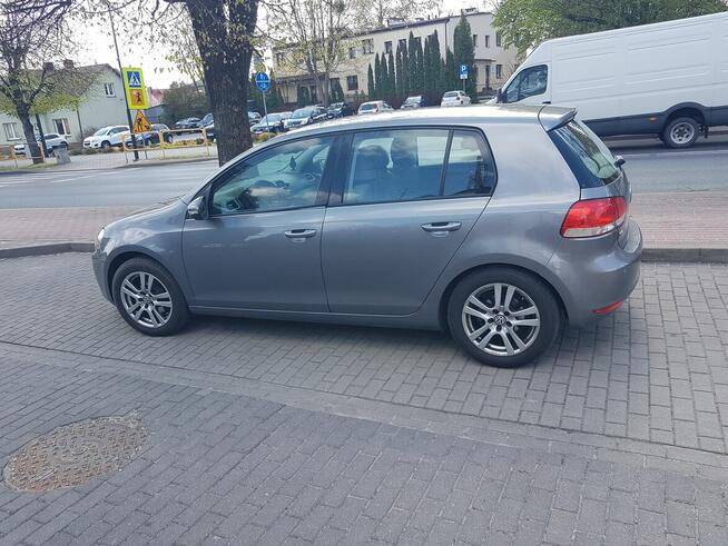 Sprzedam Golf 6 1,6 MPI 8 V z gazem