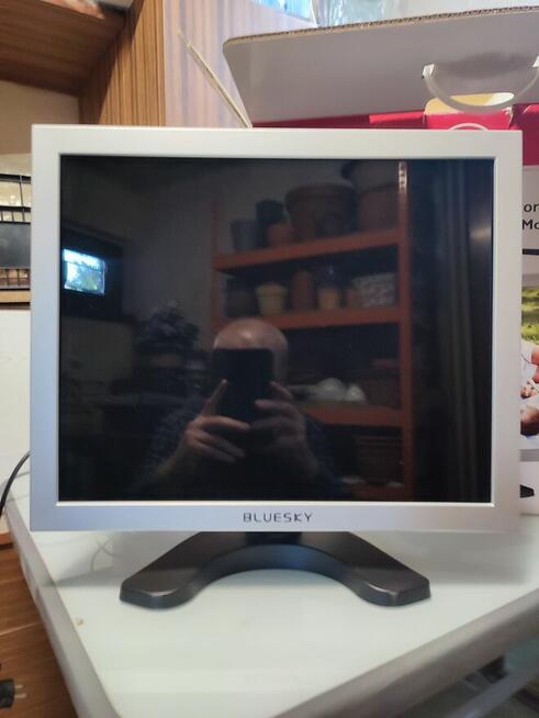 Monitor