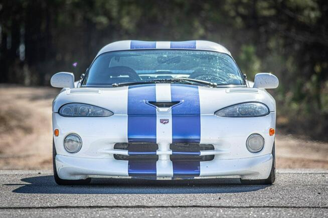 Dodge Viper GTS Kolekcjonerski rocznik 1997 Brutalna Moc V10
