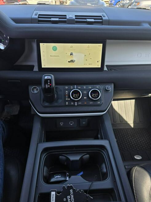 Land Rover Defender 2.0 Turbo 300 KM, 4x4, Pneumatyka, Kamery 360, Automat, Bluetooth, LED