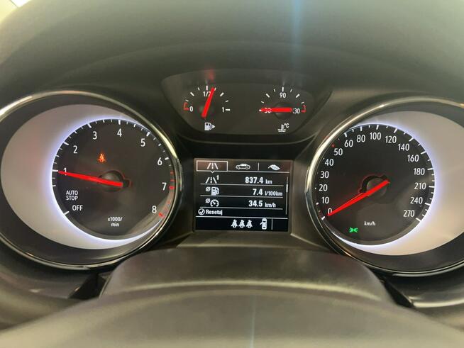 Opel Astra V 1.2 T Edition S&S Kombi