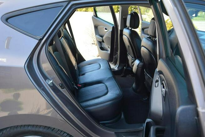Hyundai ix35 Premium 4WD Navi Kamera Skóry Parktronic Alu18 Nowe opony Automat
