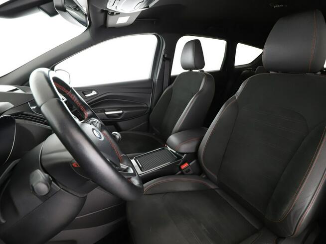 Ford Kuga skóra/alcantara bi-xenon navi grzane fotele klima auto grzana kierowni