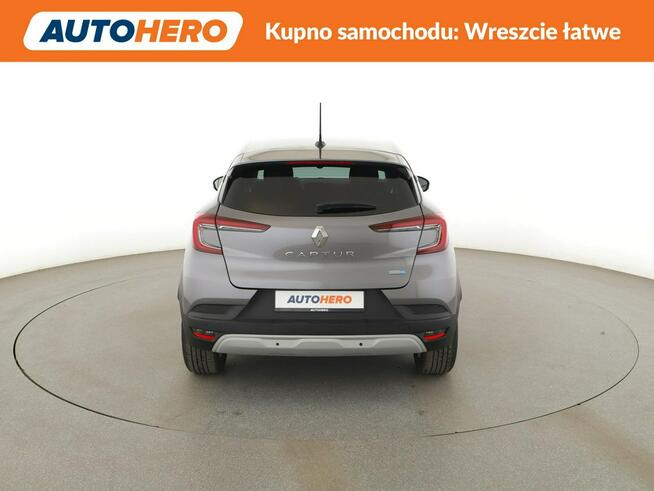 Renault Captur HEV niski przebieg automat PDC tempomat FullLED