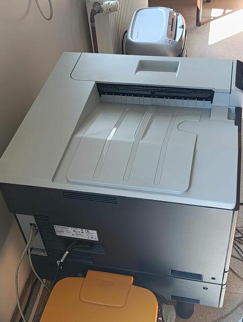 Profesjonalna Drukarka A3 HP Color LaserJet CP5225n