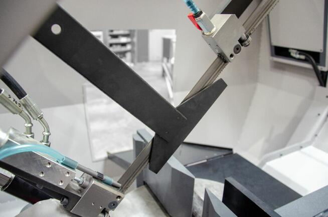 Przecinarka taśmowa BOMAR Ergonomic 290.258 DGA piła automat