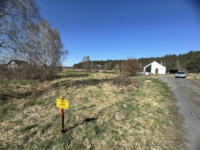 Działka budowlana 949 m2 w Manowie