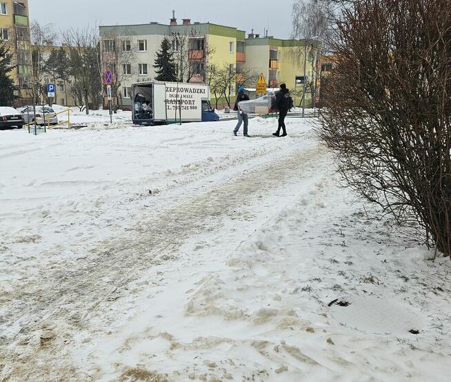 Opróżnianie mieszkań, kompleksowo, transport, przeprowadzki
