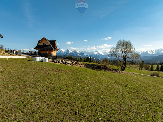 DZIAŁKA Z PANORAMĄ NA TATRY